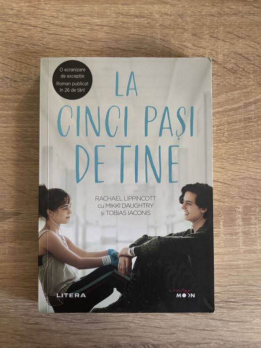 ,,La cinci pasi de Tine” - carte de vanzare
