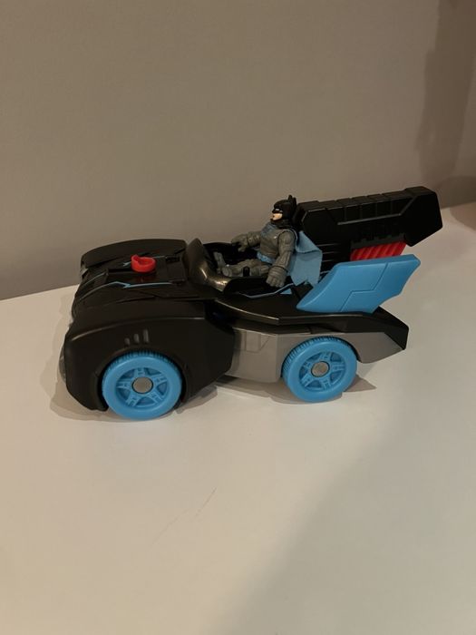 Играчки Marvel оригинални