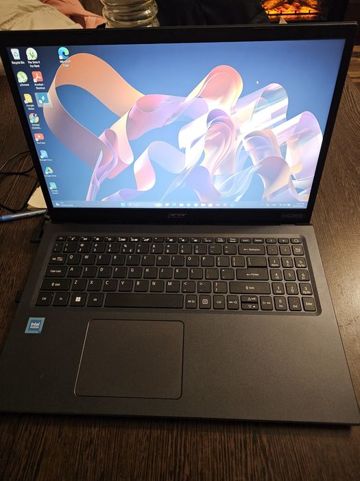 Vand laptop Acer Extensa 15 EX215-32