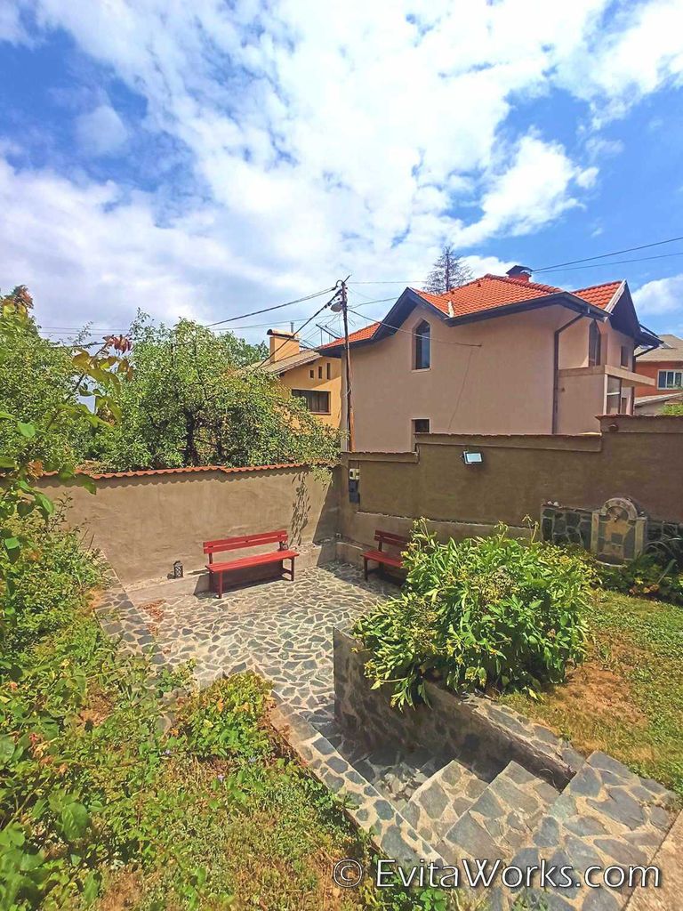 Продава се Къща в с. Бистрица, Област София-град - 350 кв.м за 1643 €/кв.м - Снимка #3