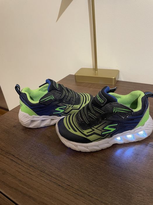 Adidasi Sketchers copii marime 23