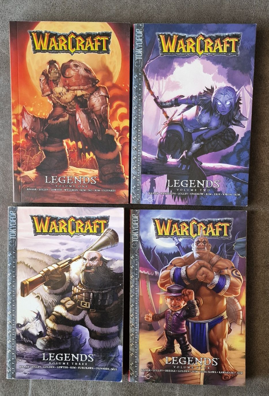 World of Warcraft , League of Legends Комикси твърди корици