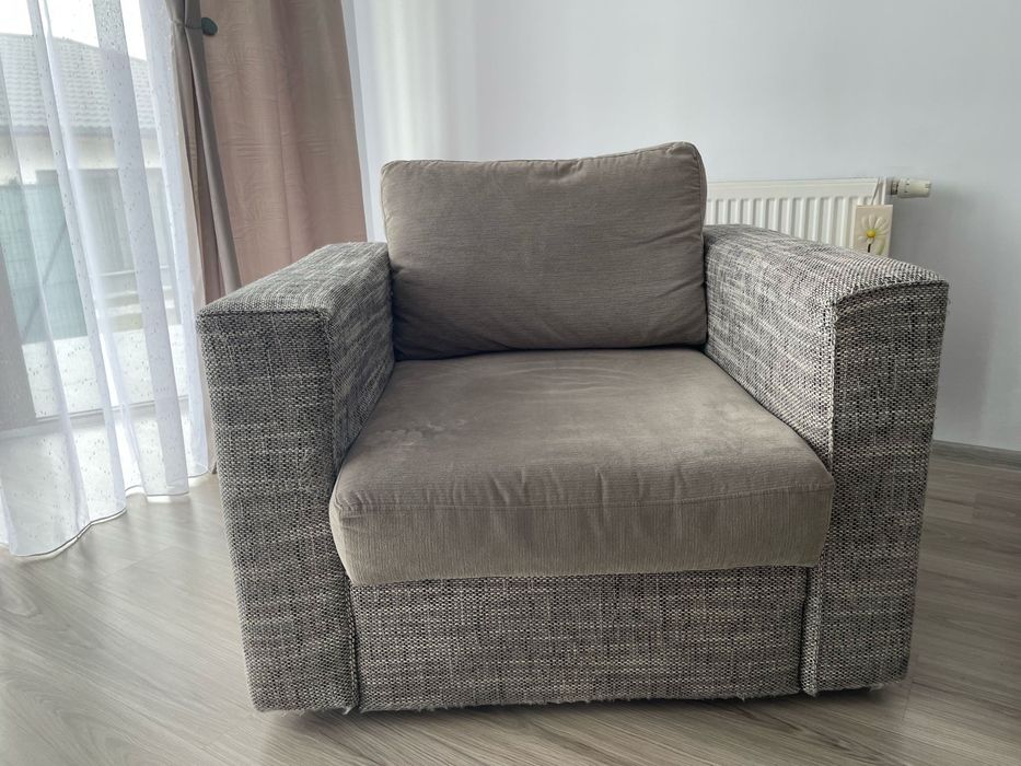 Vând canapea cu 2 fotolii