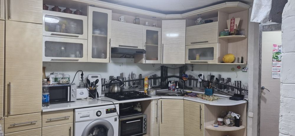 Кухонный гарнитур