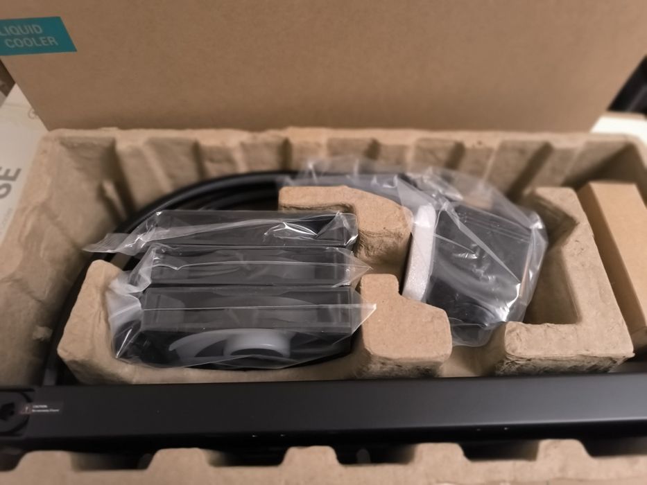 Водно охлаждане Deep cool LS720 SE