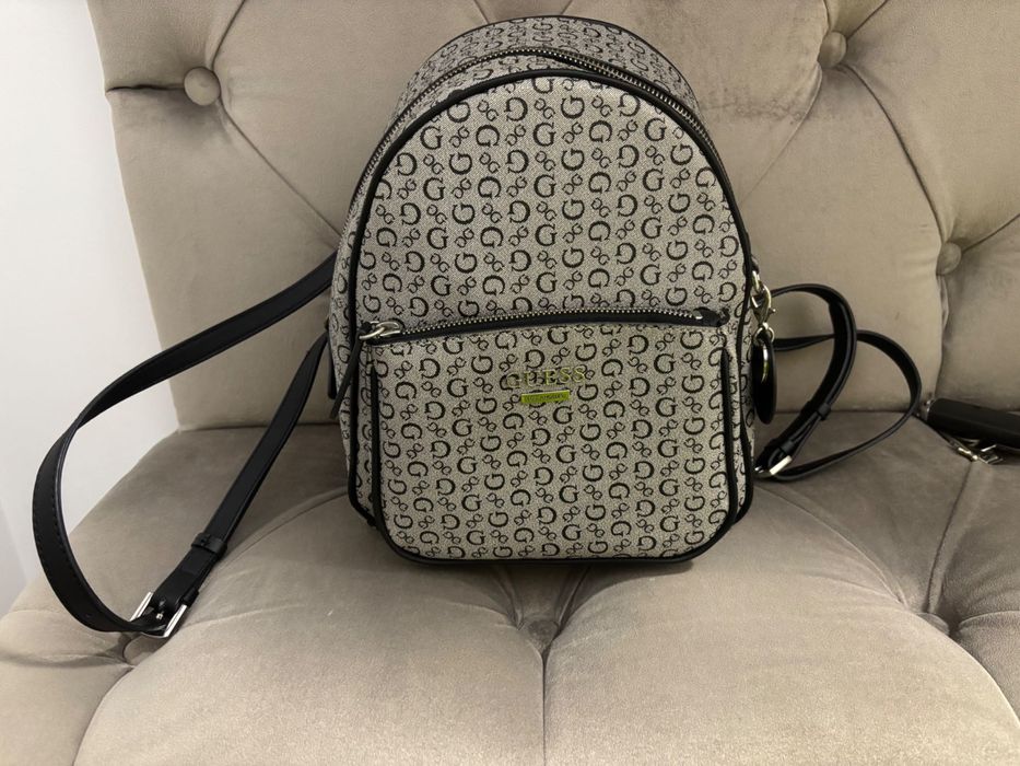 Ghiozdan Guess original