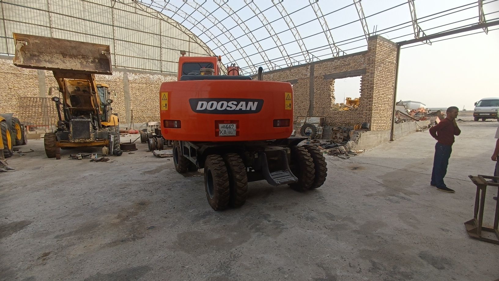 Exkavator DOOSAN 150