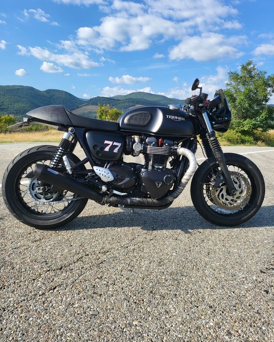Triumph Thruxton 1200 custom An 2018 9500km