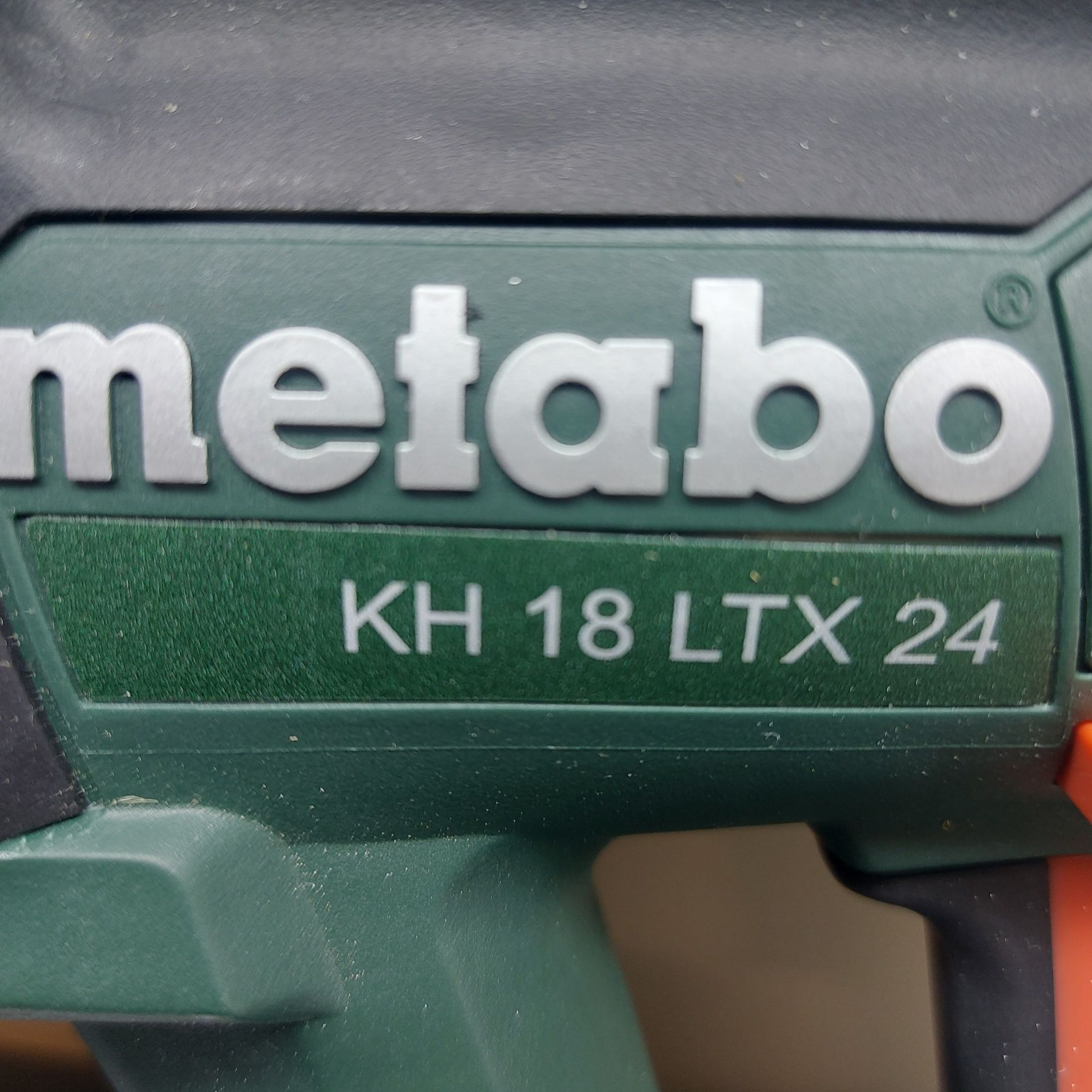 ПРОМОЦИЯ.Акумулаторен комбиниран перфоратор  Metabo KH 18 LTX 24