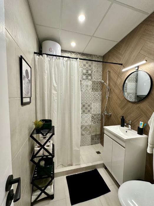 Дава се под наем Тристаен апартамент в Пловдив, Кючук Париж - 90 кв.м за 484.5 € - Снимка #10