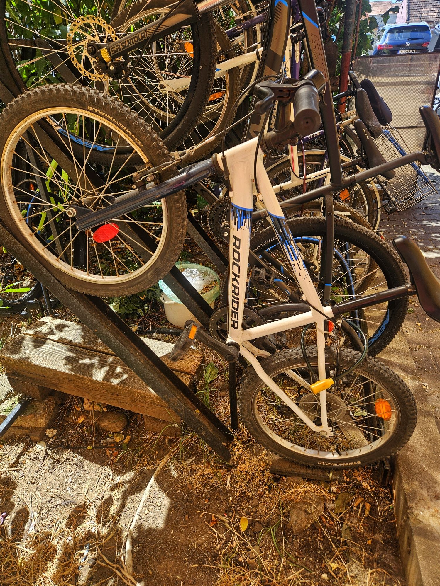 Vând bicicleta Rockrider 20"