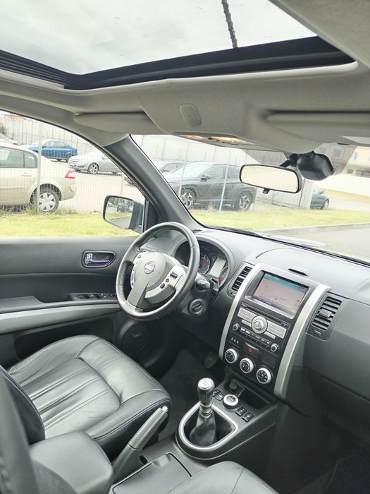 Nissan X TRAIL/AN 2011/2 LITRI DIESEL 150CP /TRACȚIUNE 4* 4 (4* 2)