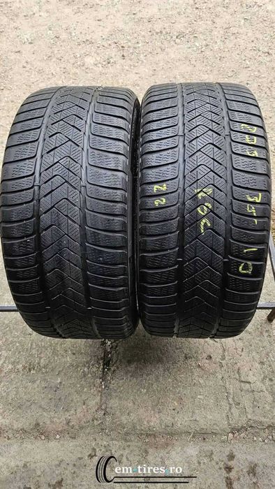 SET 2 Anvelope Iarna 275/35 R19 PIRELLI Sottozero 3 100V - Runflat