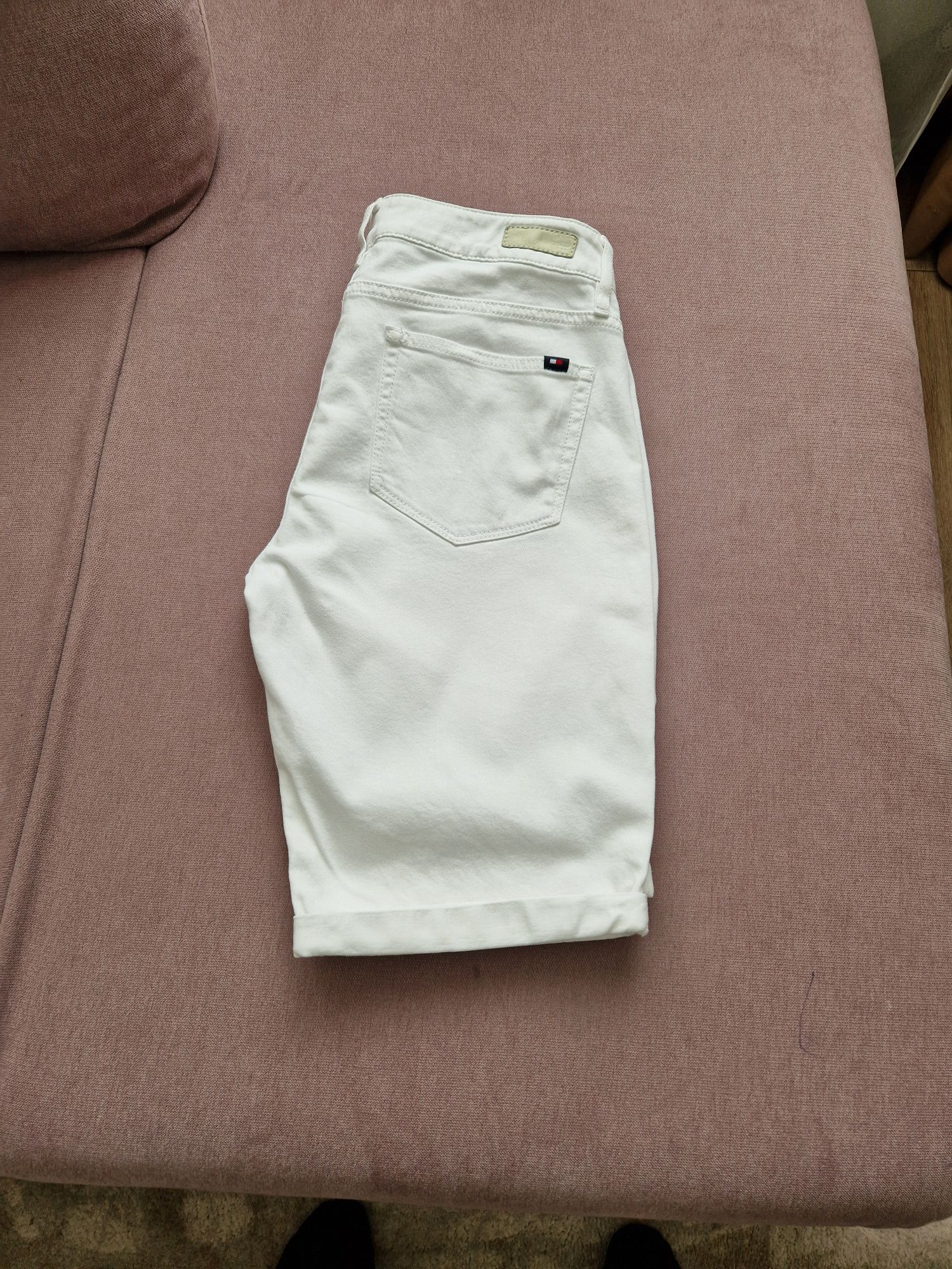 Pantaloni scurti blugi dama TOMMY HILFIGER originali