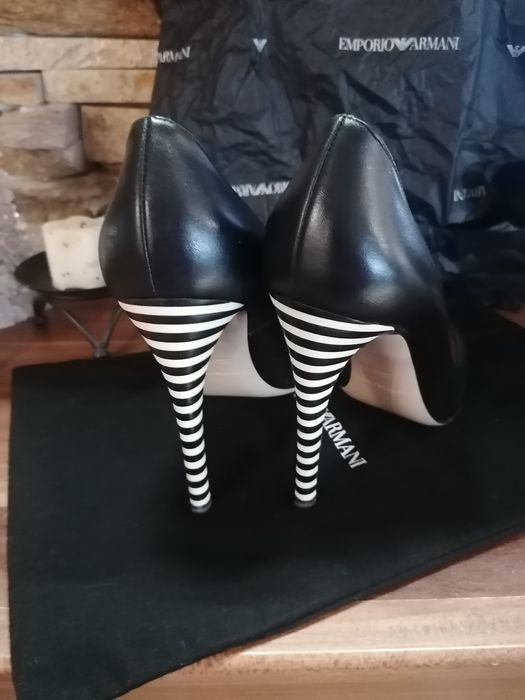 Обувки Armani 40 н