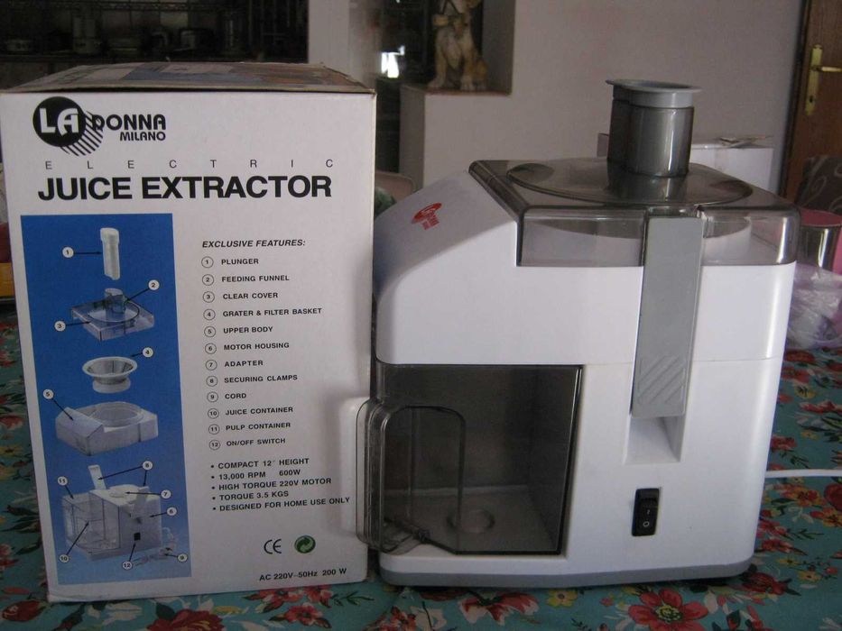 Storcator,legume,fructe,LA DONNA,MILANO,200w,pahare gradate,lux