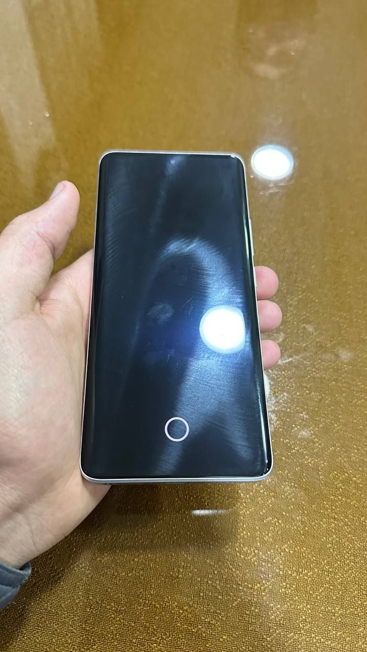 Redmi 13pro+5g telefon sotiladi