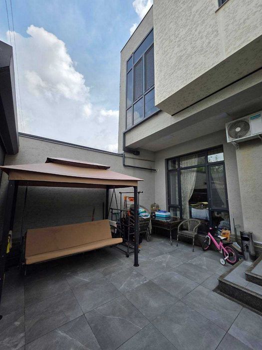 Продается дом в Яшнабадском районе!