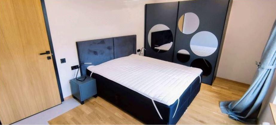 Дава се под наем Тристаен апартамент в София, Гео Милев - 85 кв.м за 900 € - Снимка #3