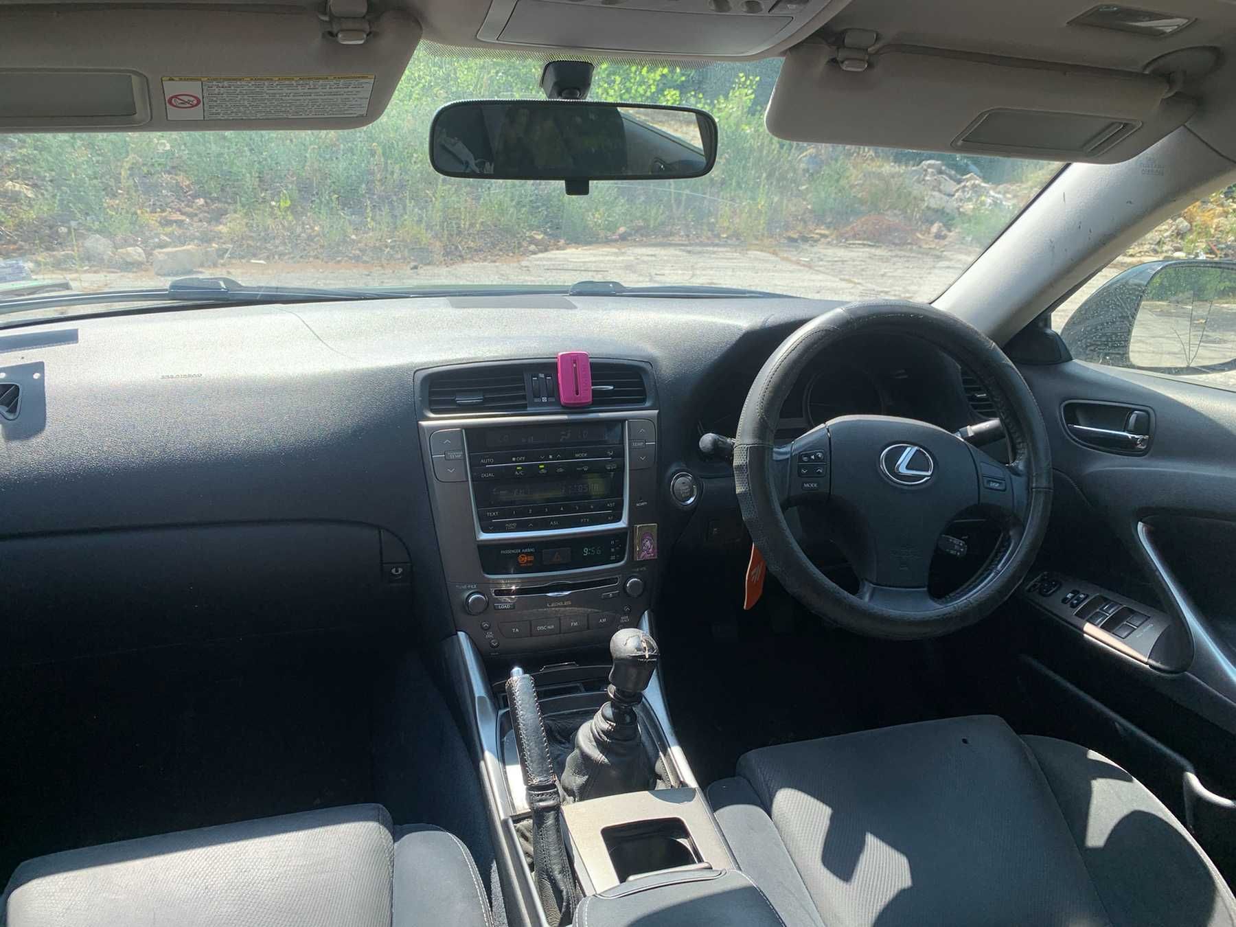 На Части Lexus IS220d 2009г