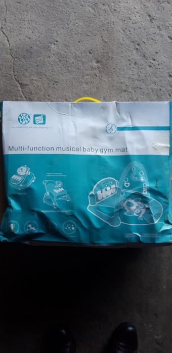 Продам  ходунок  детский  новый