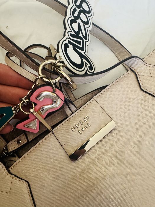 Geanta Guess noua