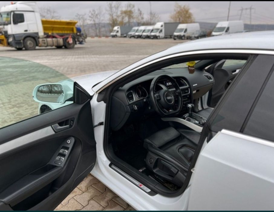 Vând Audi A 5 S-line 2014 quatro