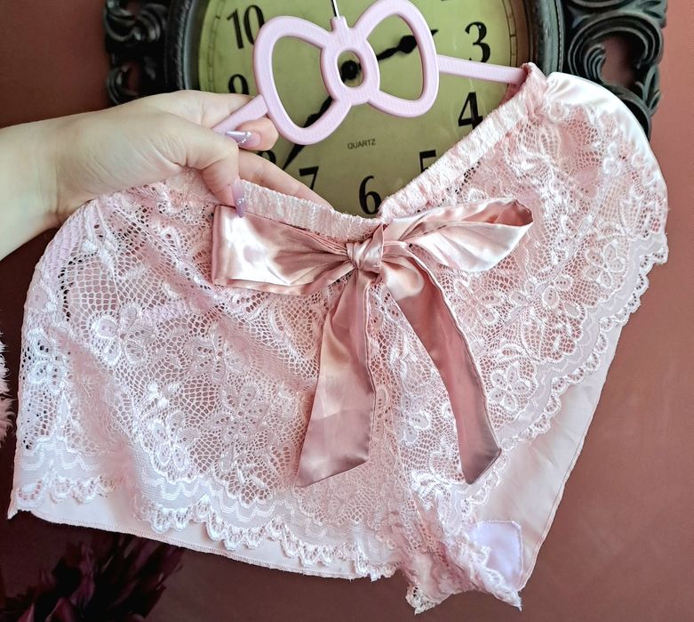 Pantaloni scurti dantela lenjerie dama roz dantela fundita