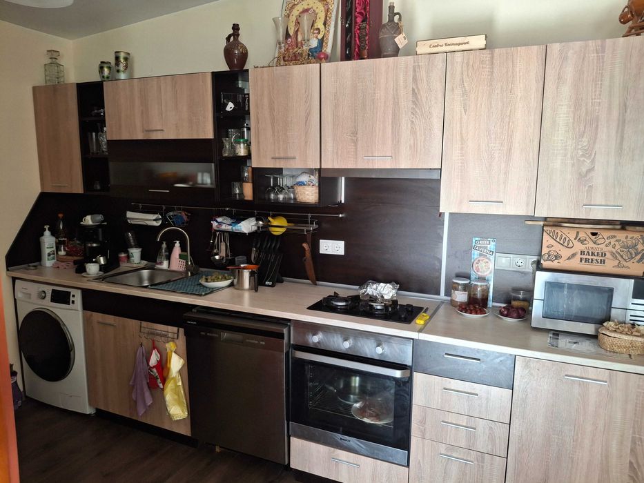 Продавам къща в Аксаково