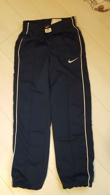 Pantalon trening nike 8-10 ani