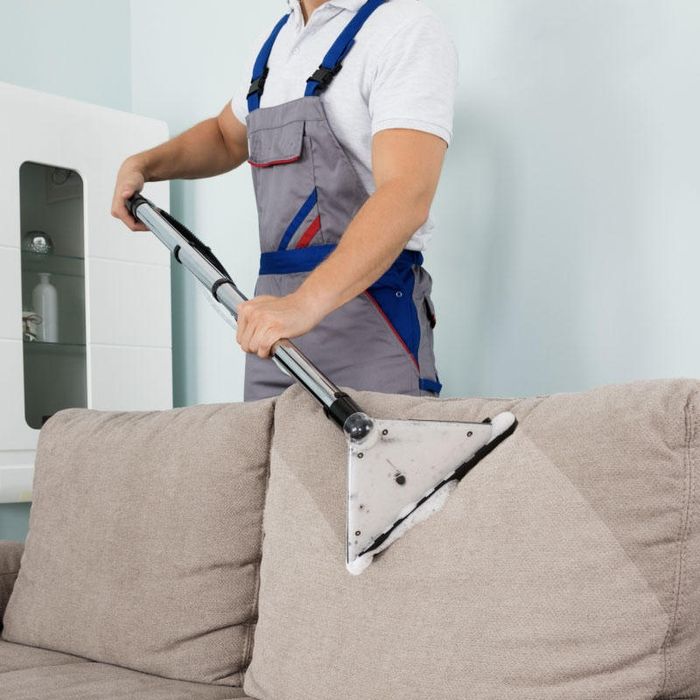 Curatam canapele/ fotolii la domiciliu