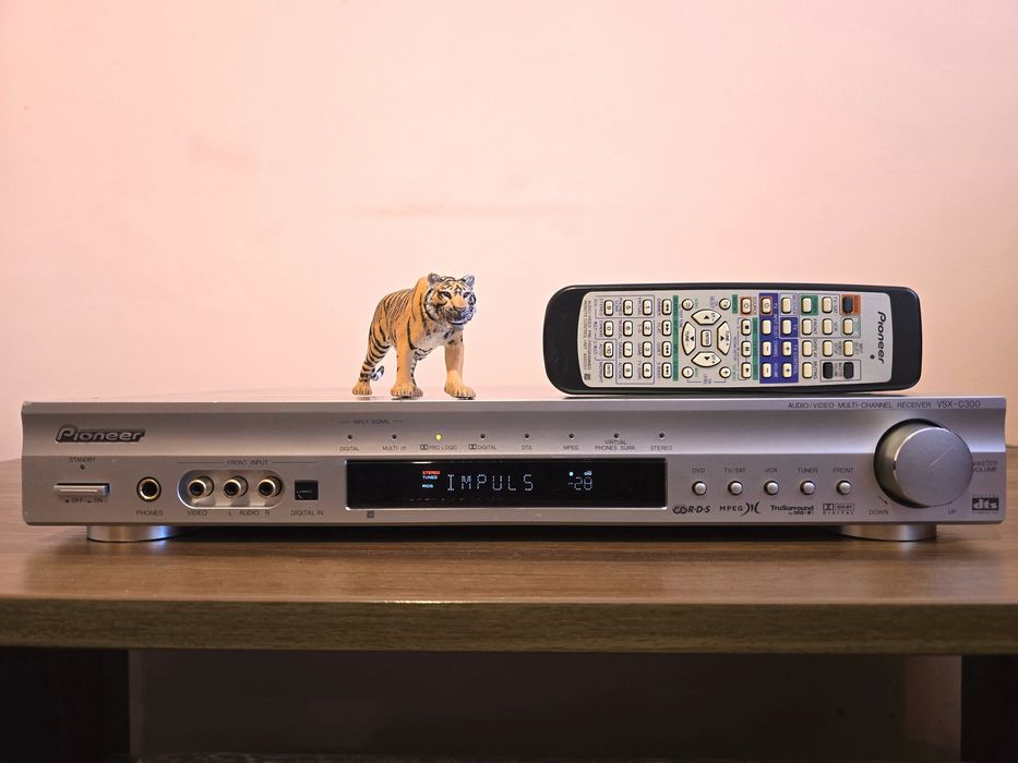 Pioneer VSX-C300-S. A/V multi-channel 5.1. Sunet de top. Preț fix !