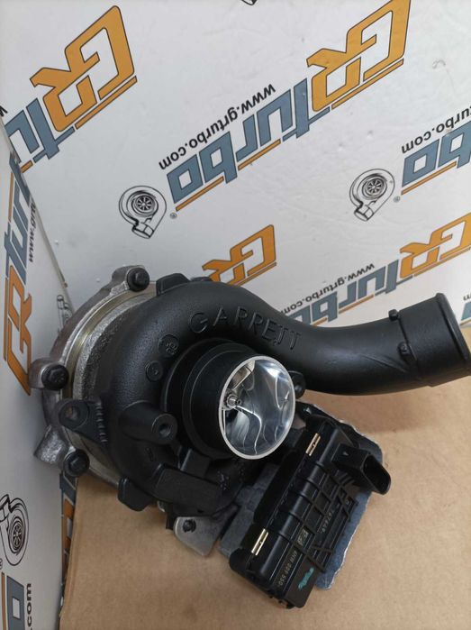 Двоен хибрид на базата на GTB2260VK / 776469:0005 за AUDI