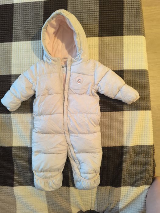 Комбинезон осень, весна в отличном состоянии