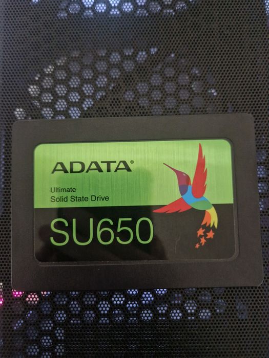 Ssd ADATA SU650 960,1 GB отличное состояние