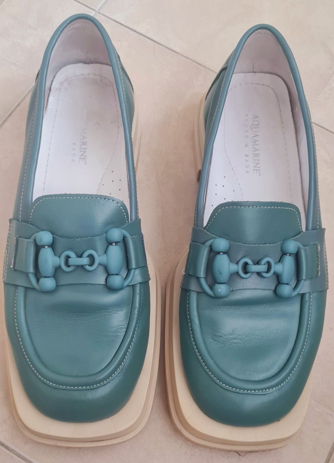 Лоуфъри Aquamarine