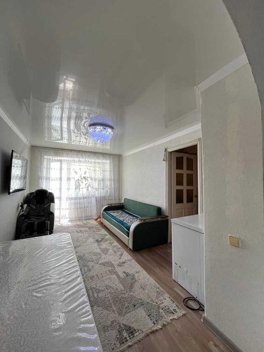 продам 3 комн квартиру в центре