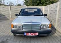 Mercedes Benz 190