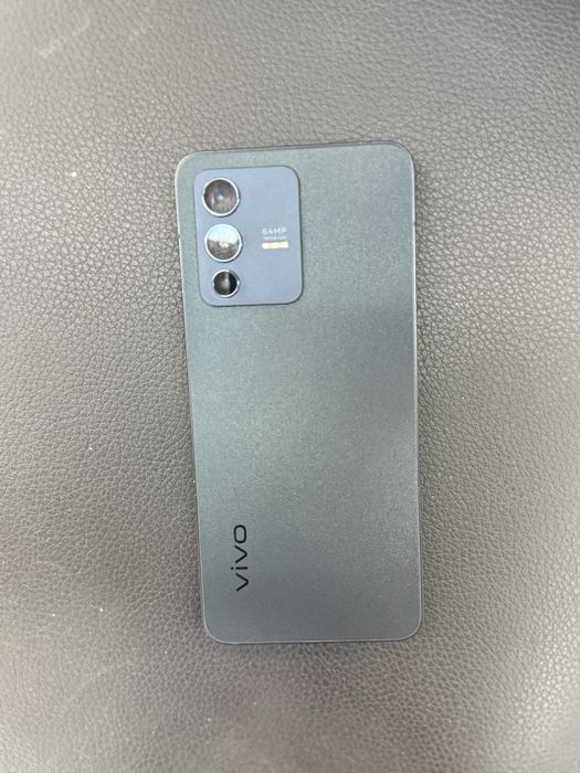 Виво в23 8+8/128