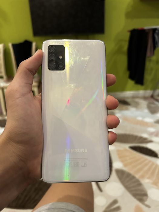 Продам samsung А51