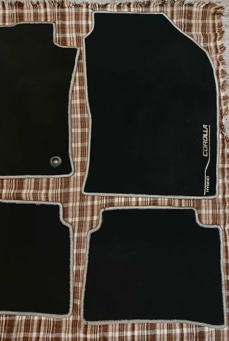 Set covorase material sintetic , originale Toyota Corolla Hybrid /C156