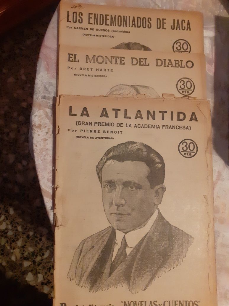 Reviste literare vechi din 1929 ,30,31 Spania