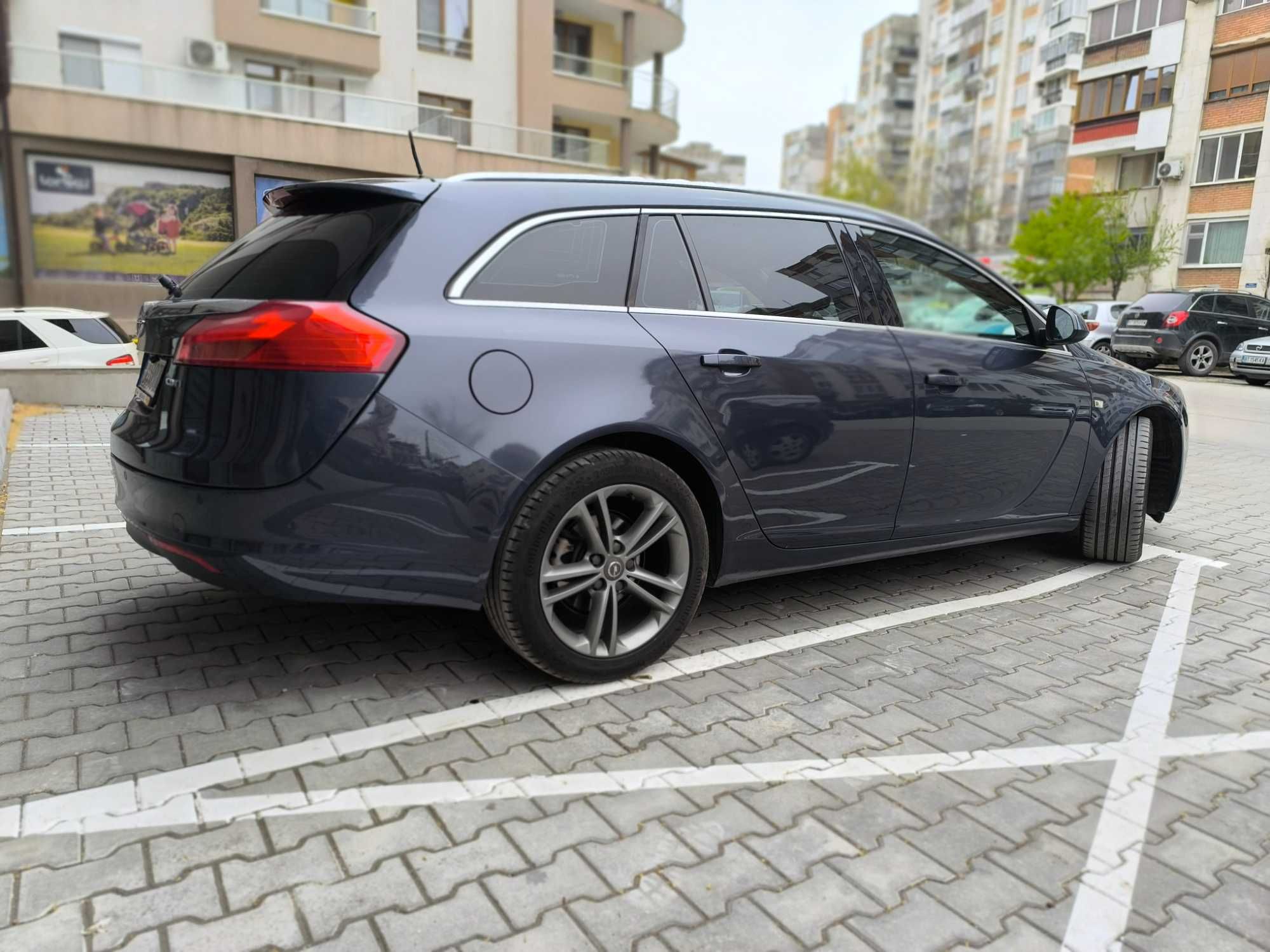 Opel Insignia БЪЛГАРИЯ