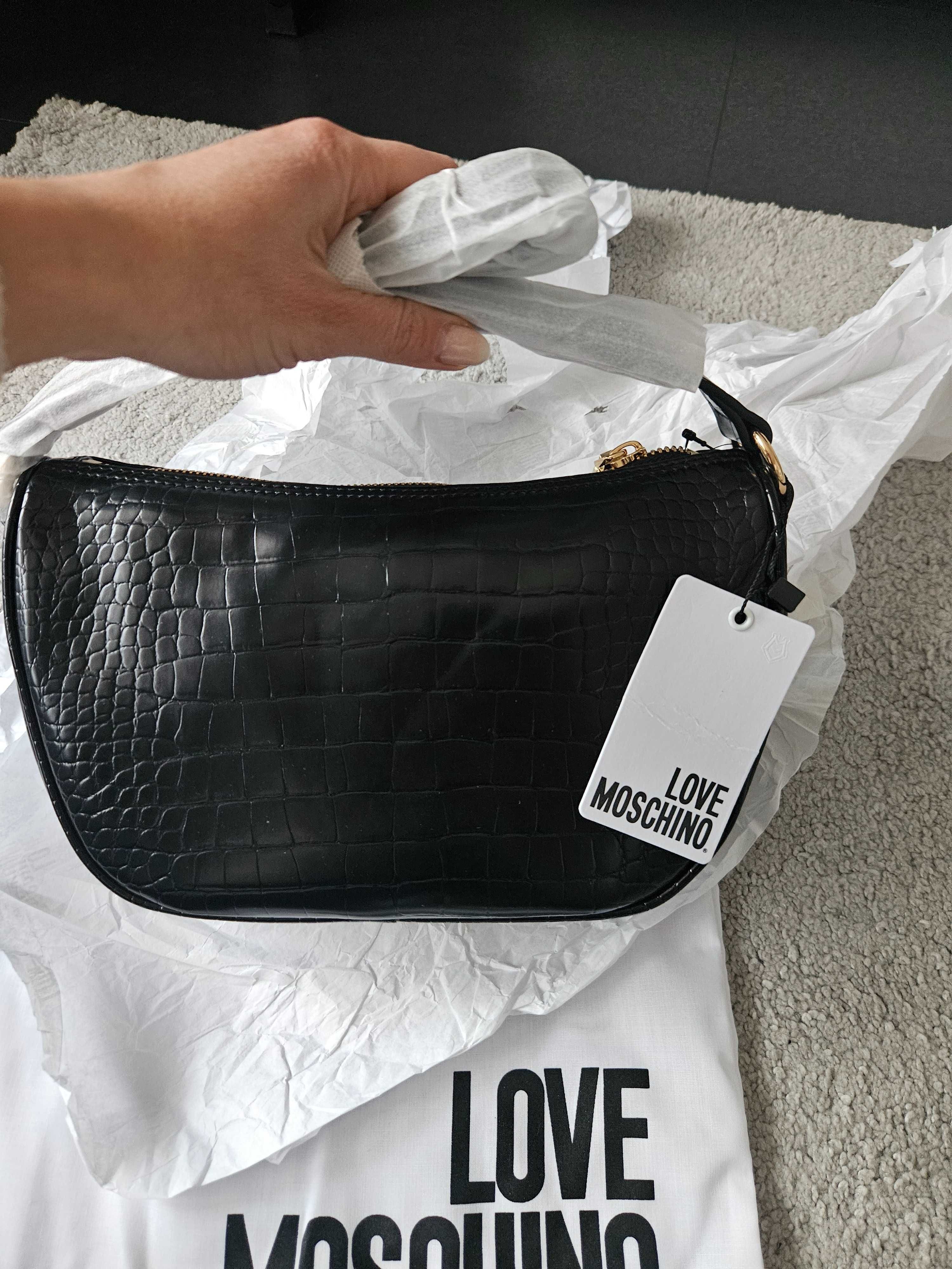 Love Moschino!!!