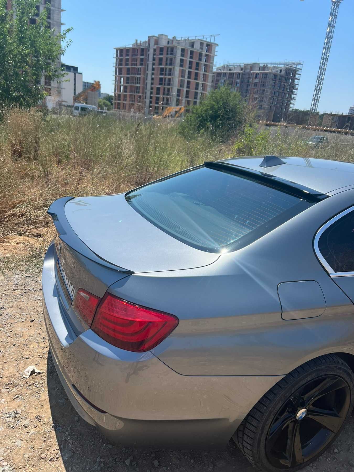 Лип спойлер бмв ф10 м4/BMW F10 m4 style