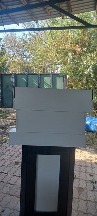 Продам полочки новые