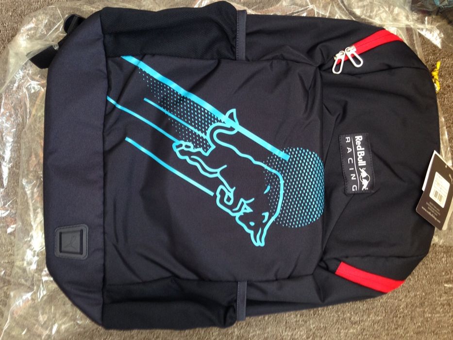 Kit Sapca si rucsac Redbull Racing Puma
