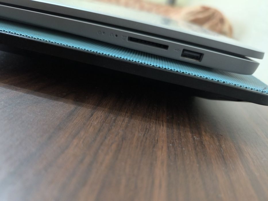 Лаптоп Lenovo IdeaPad 1 + БЕЗПЛАТНА подложка за охлаждане Deepcool