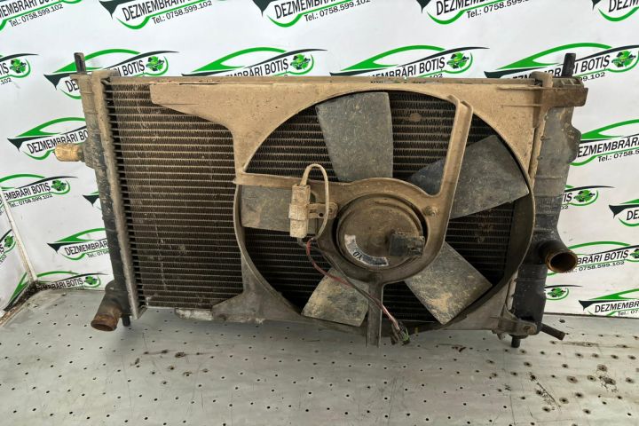 Radiator apa racire motor Volkswagen VW Polo a 3-a generatie 6N