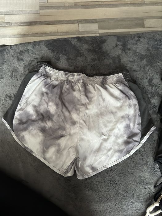 Къси панталонки Nike Dry